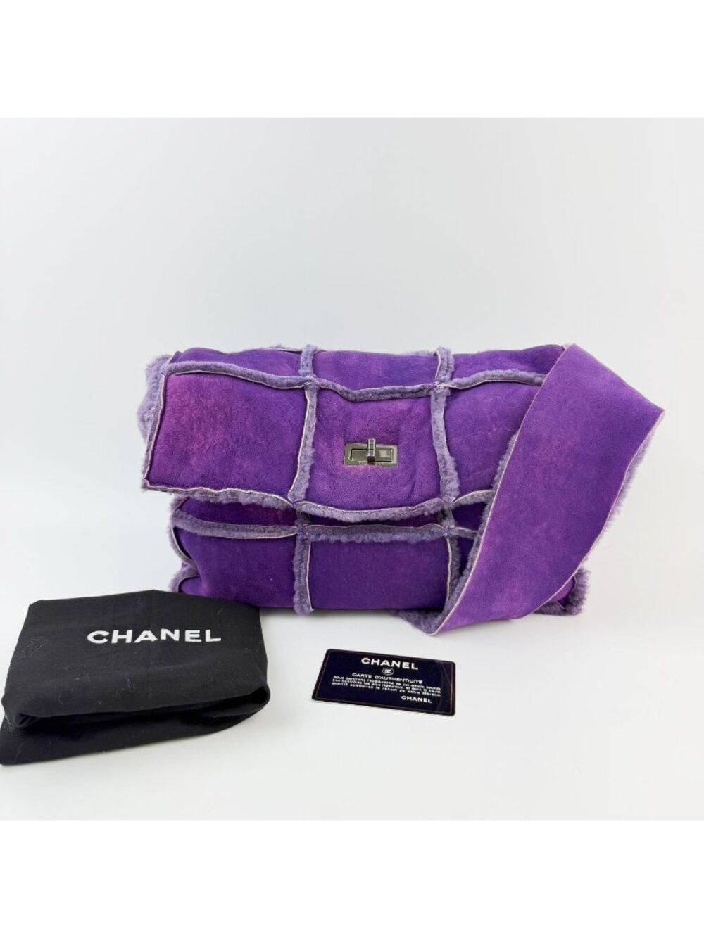 Chanel Shearling Patchwork Turnlock 2.55 Shoulder Bag Suede Purple Seal Vintage